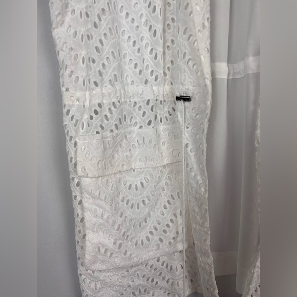 Simply Vera Vera Wang Eyelid Vest - Picture 7 of 7